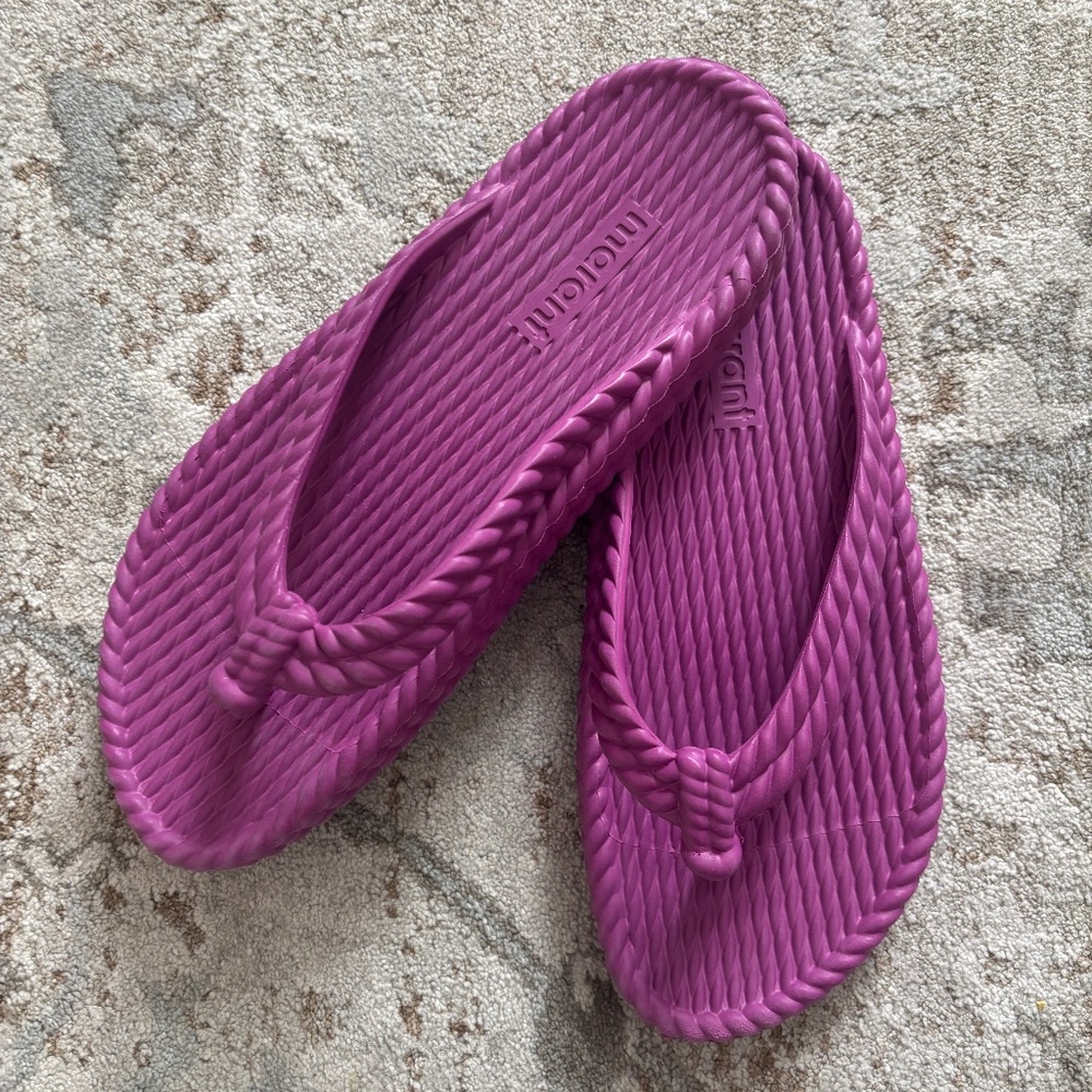 Isabel Marant Fira Rubber Thong Sandals Raspberry Sz L (10/11)